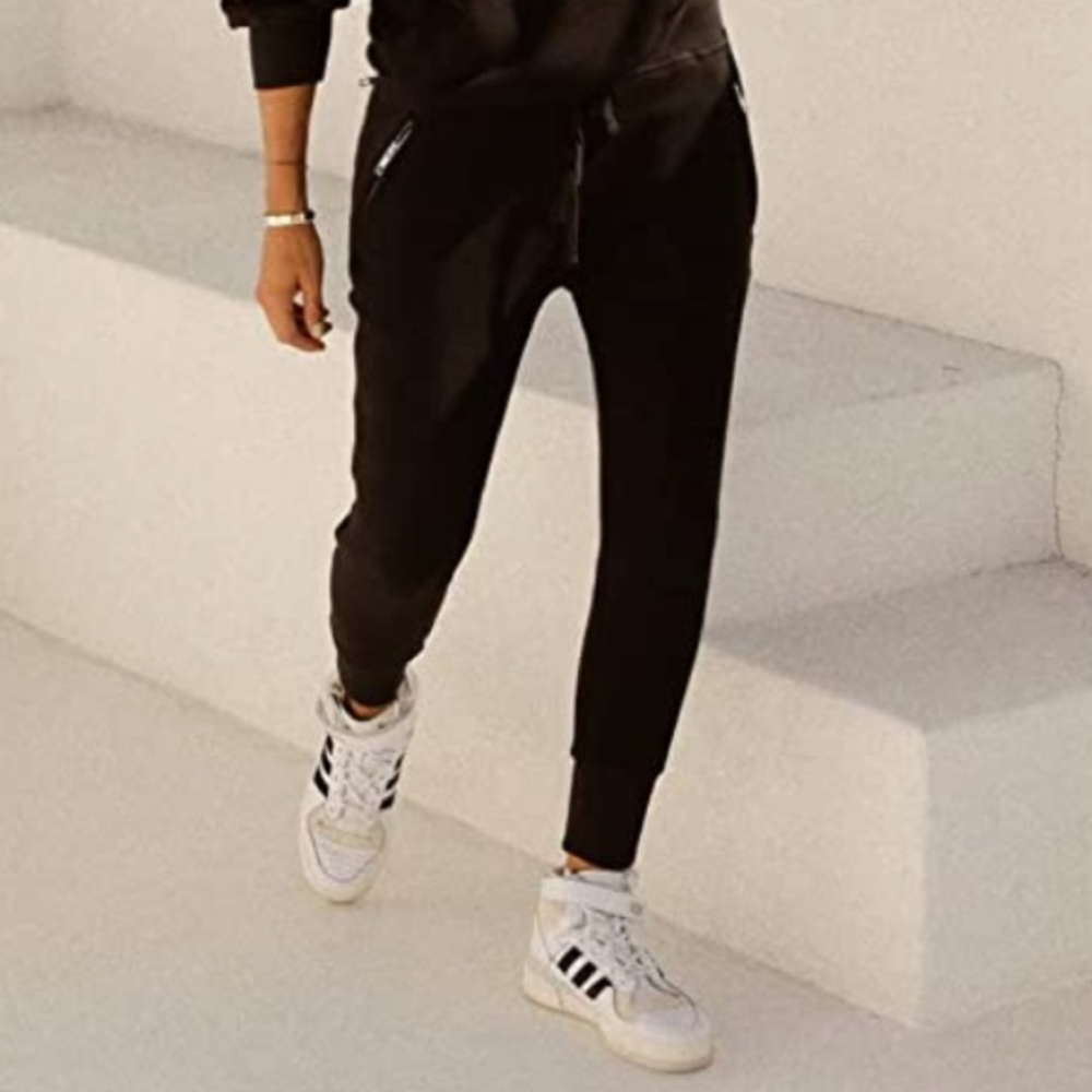 LAST CALL! NWT Sincerely Jules for Bandier The Juniper Jogger